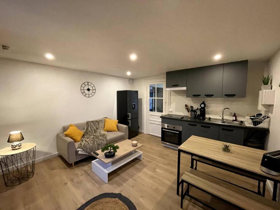 Villa Gaby ~ Jardinet ~ Hyper-Centre 波城 外观 照片